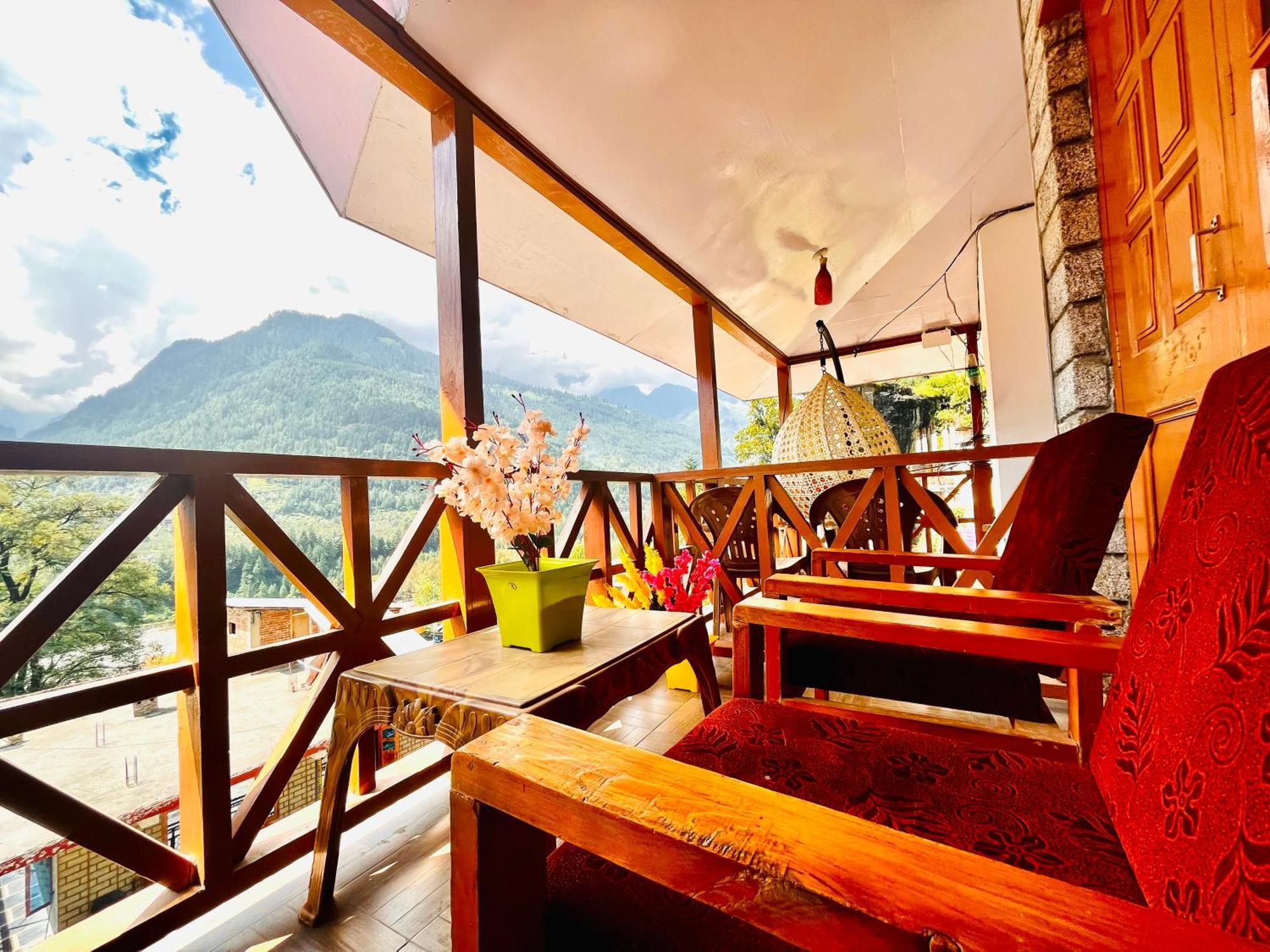 Sita Hotel & Cottage, Manali - A Boutique Wellness Hotel Екстериор снимка