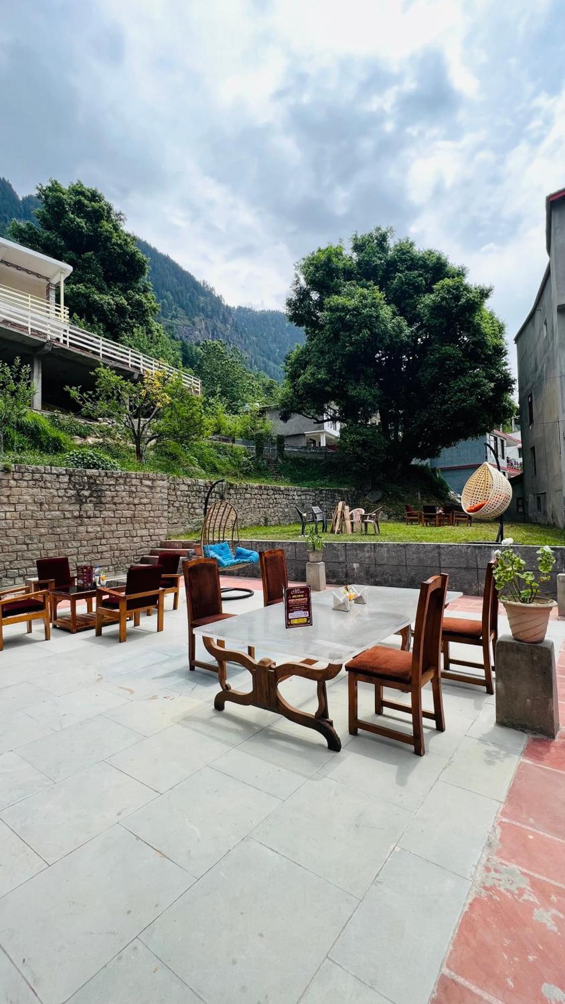 Sita Hotel & Cottage, Manali - A Boutique Wellness Hotel Екстериор снимка