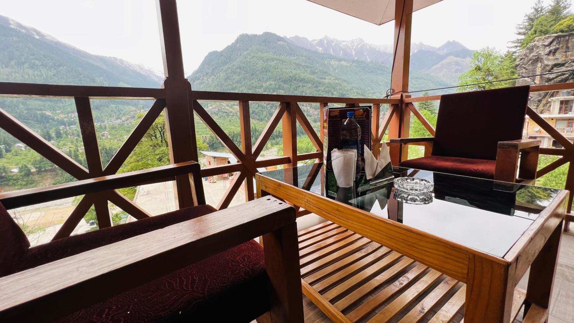 Sita Hotel & Cottage, Manali - A Boutique Wellness Hotel Екстериор снимка