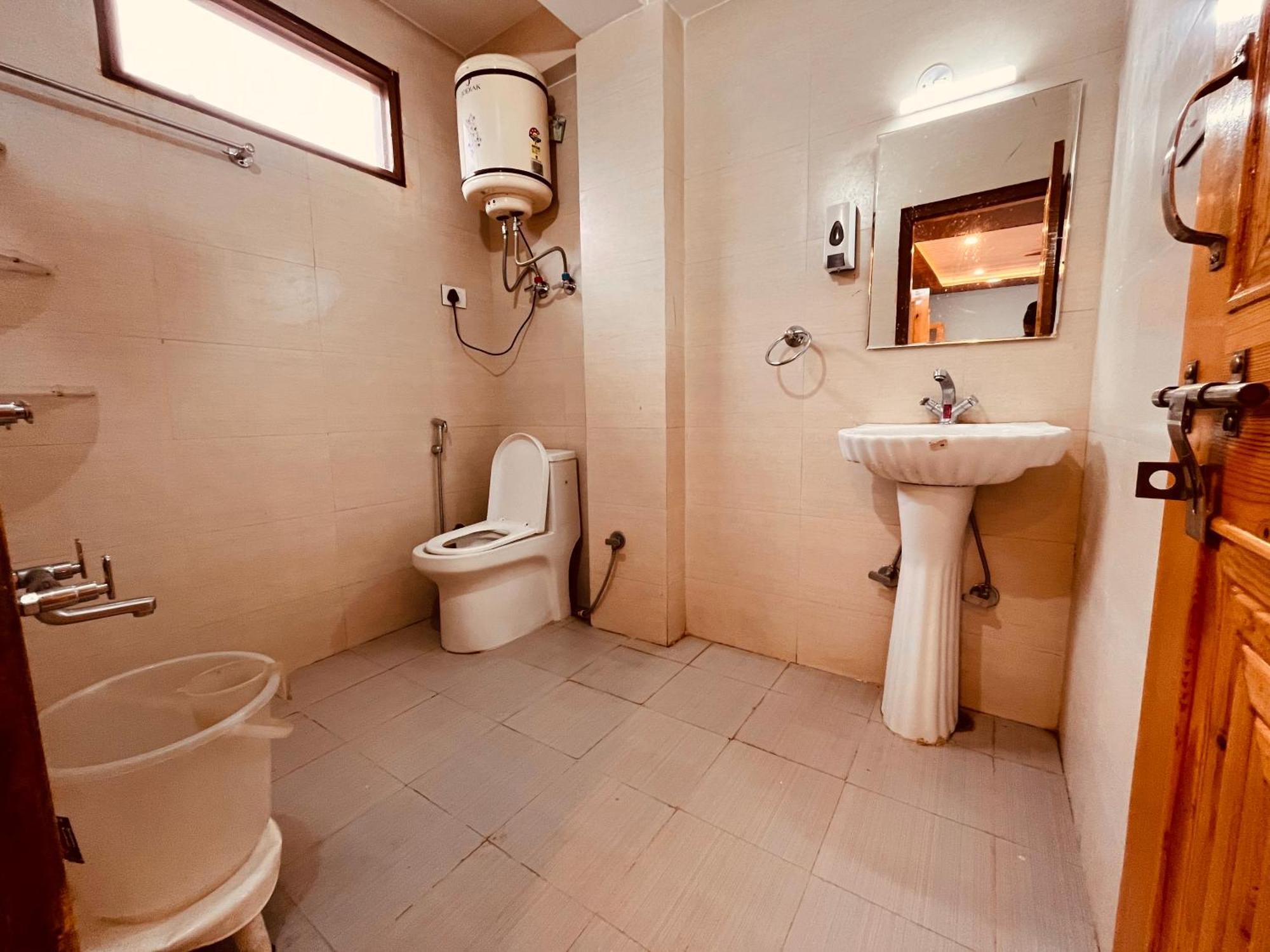 Sita Hotel & Cottage, Manali - A Boutique Wellness Hotel Екстериор снимка